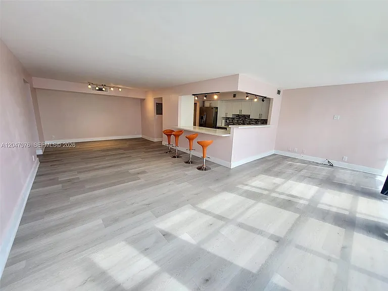 501 Three Islands Blvd #310 — Photo 27