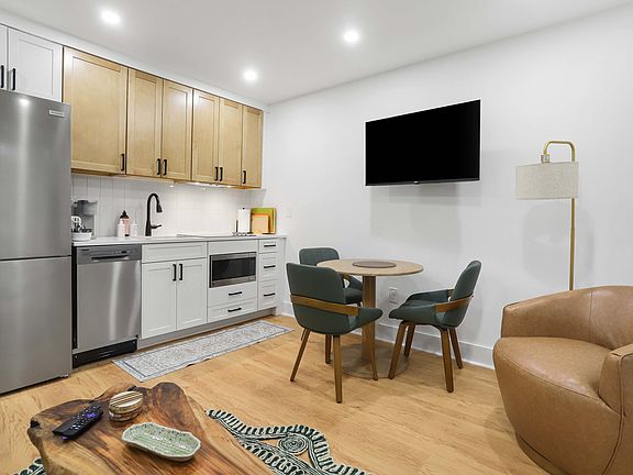 2nd image of 330 5th St SE APT 2