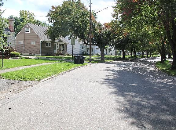 5th image of 667 Tallkron Dr