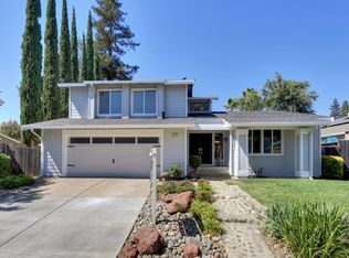 8233 Woodlake Hills Dr, Orangevale, CA 95662