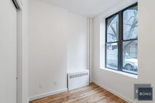 Rented by Bond New York | media 1