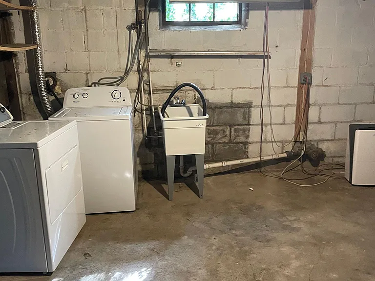 5 Riverview Hts — Photo 16