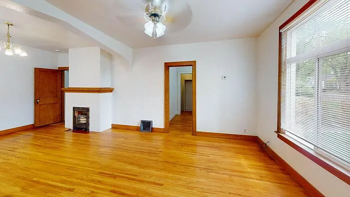 2 bed, 1.0 bath, $1,200 — Photo 1