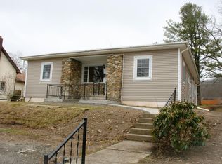 294 W 3rd St, Corning, NY 14830