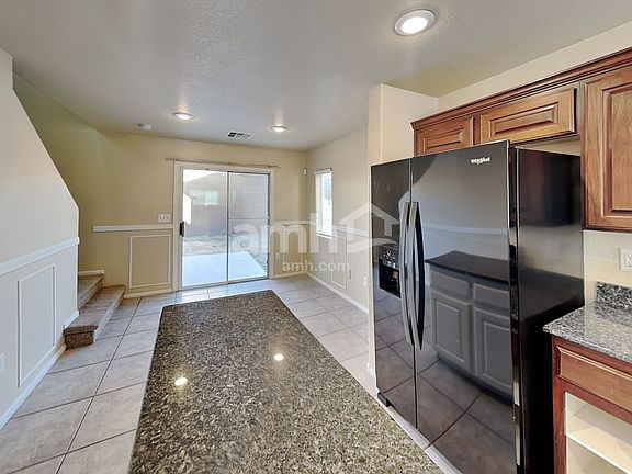 4th image of 10819 Hawthorne Berry St