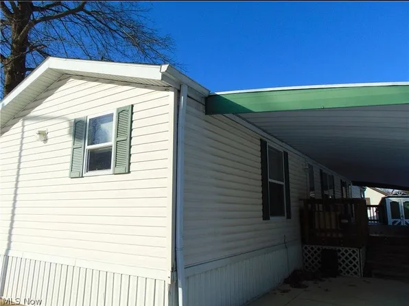 379 Westwoods, Amherst, OH 44001