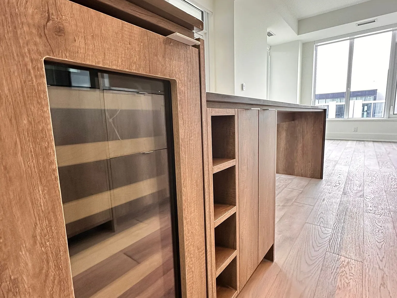 2 bed, $5,000 — Photo 3
