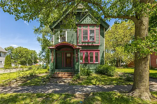 266 Lyndhurst St Photo 1