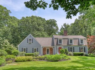 32 Adams Rd, Boxford, MA 01921