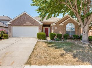 2728 Stallion Dr, Little Elm, TX 75068