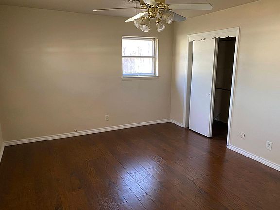 2nd image of 7528 Maple Dr