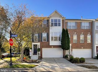 42843 Shaler St, Chantilly, VA 20152