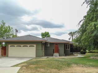 1827 Country Club Dr, Bakersfield, CA 93306
