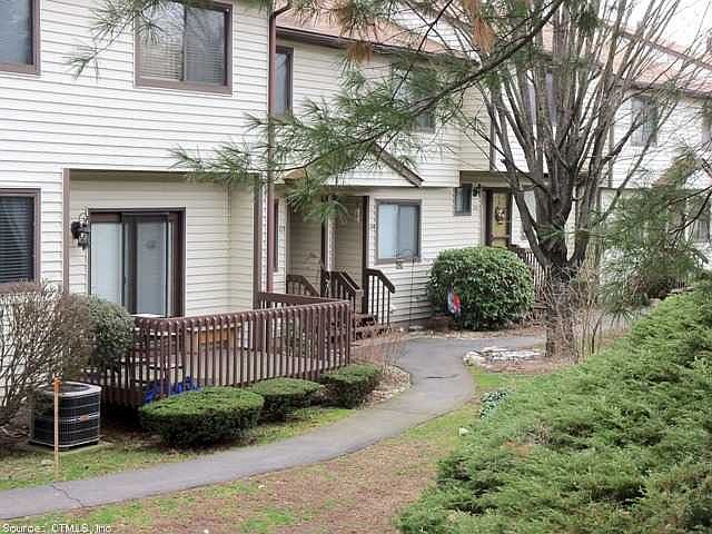 2nd image of 524 Cypress Rd