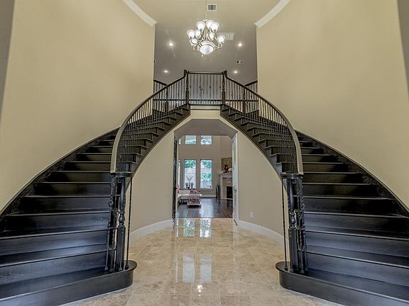 2nd image of 9714 Stonecross Bend Dr