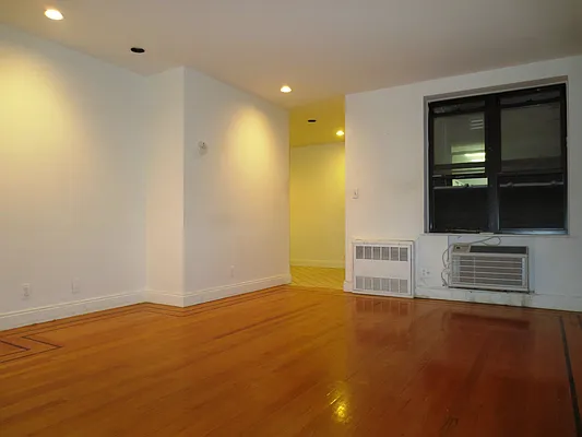 Rented by Waverly Realty Associates | media 31