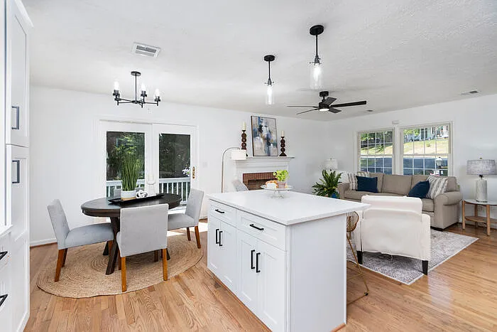 4 bed, 3.0 bath, 2246 sqft, $3,500 — Photo 4
