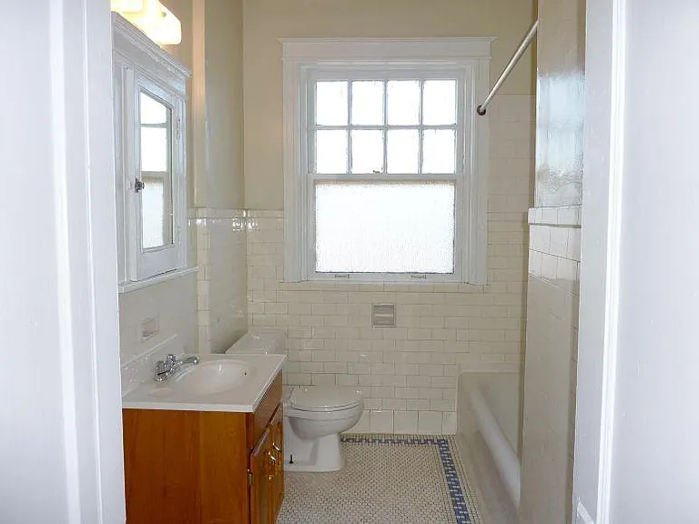 6805 Washington Ave — Photo 5