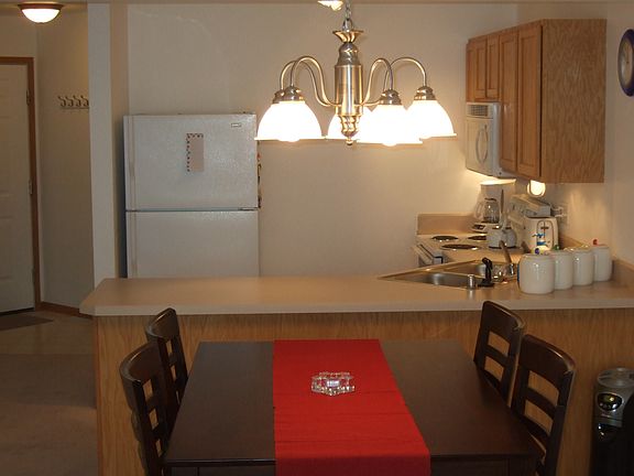 5th image of 3955 Olympic Blvd APT 5