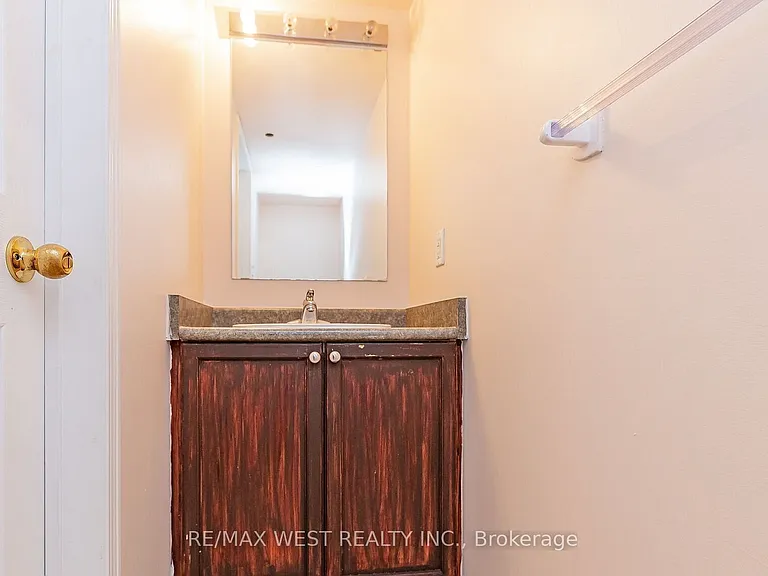 4975 Southampton Dr #218 — Photo 15