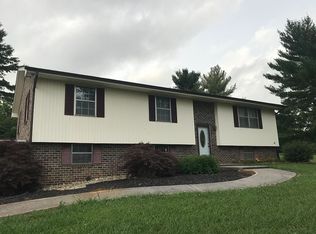 1936 Monroe St, Sweetwater, TN 37874