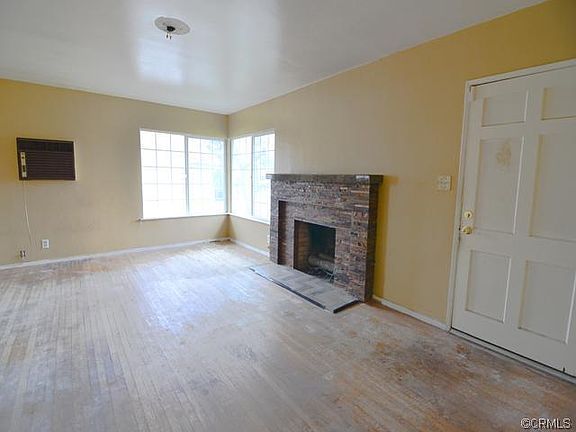 5th image of 954 Karesh Ave
