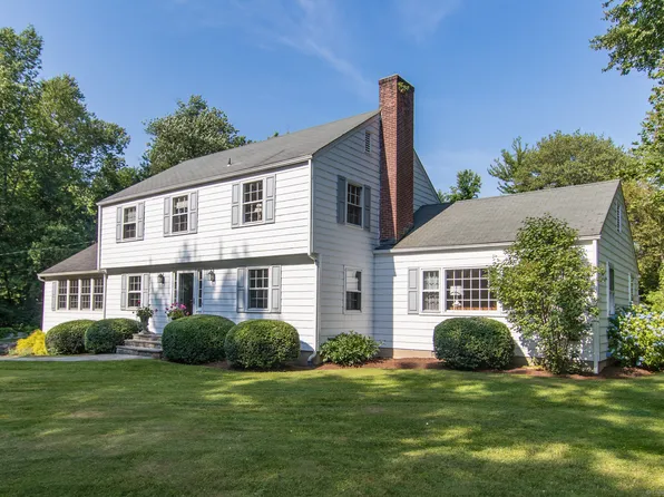 8 Little Brook Road, Wilton, CT 06897