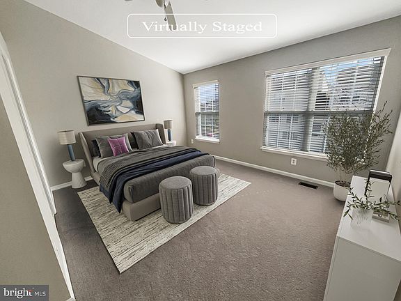 4th image of 2482 Angeline Dr APT 301