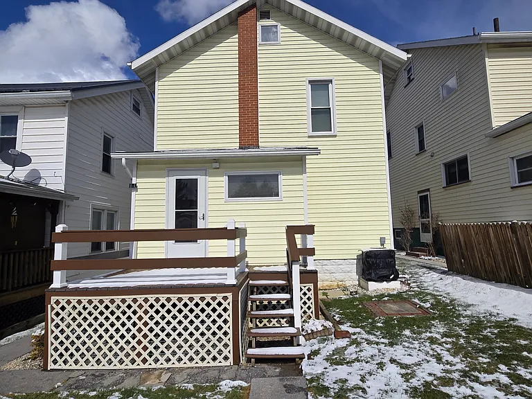 819 Sheridan St — Photo 13