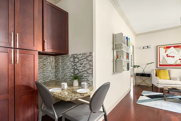 Rented by Douglas Elliman | media 15