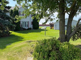 15251 W Coffman Rd, Forreston, IL 61030