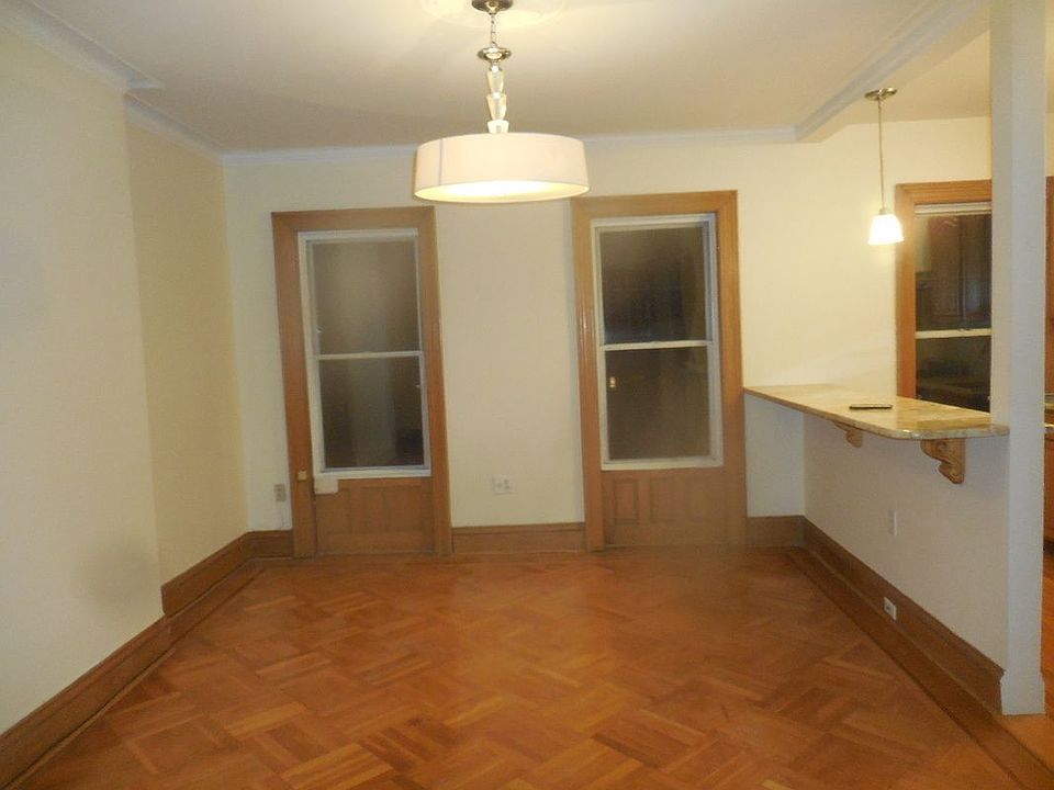 1st image of 387 Sterling Pl #3
