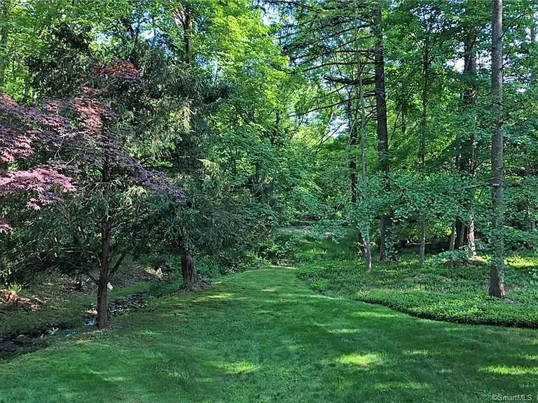 177 Brett Rd — Photo 23