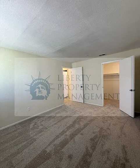 1819 S Cherokee Ln #71 — Photo 11