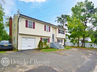 129 Wicks Rd, Brentwood, NY 11717