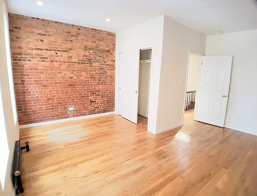 Rented by Highline Residential | media 14