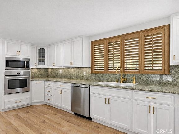 4th image of 20827 E Mesarica Rd