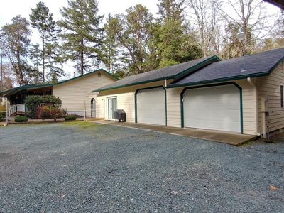 10596 W Evans Cres, Rogue River, OR, 97537