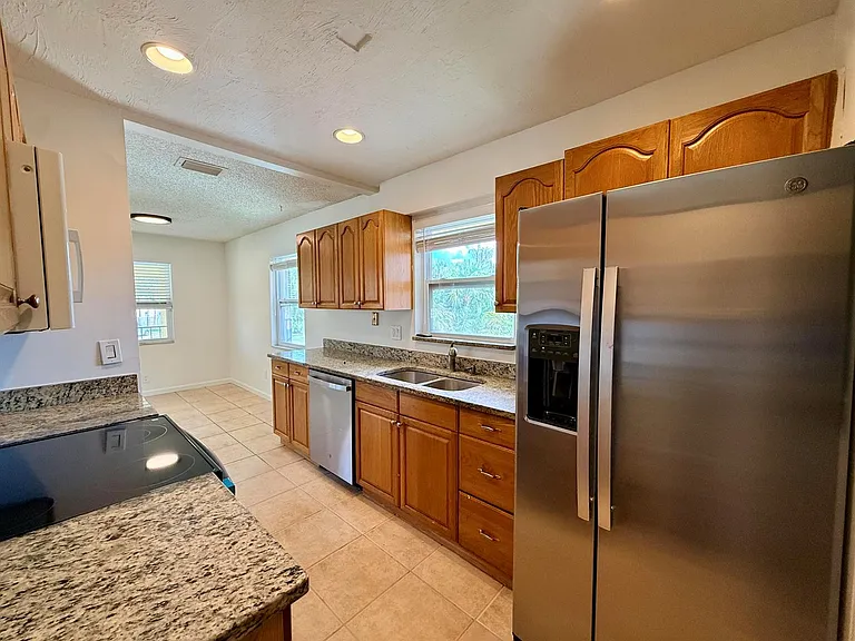 3362 SE Jefferson St — Photo 9