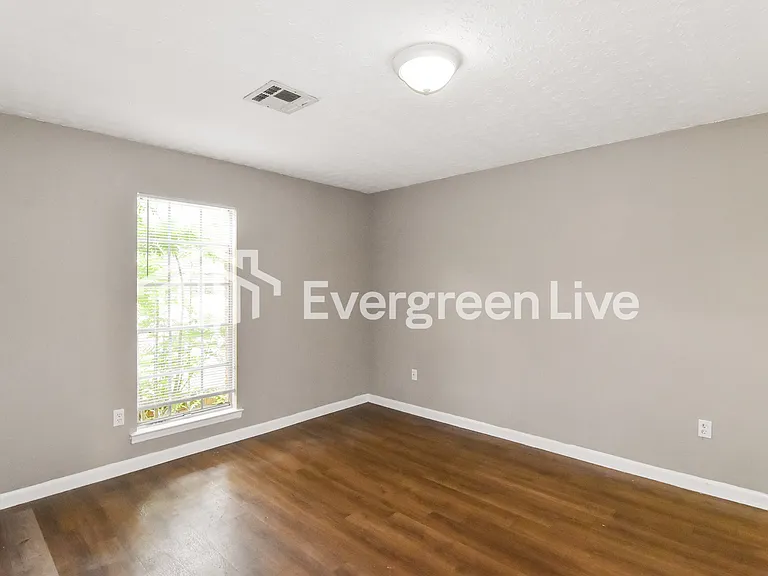 6535 Pinebrook Dr — Photo 10