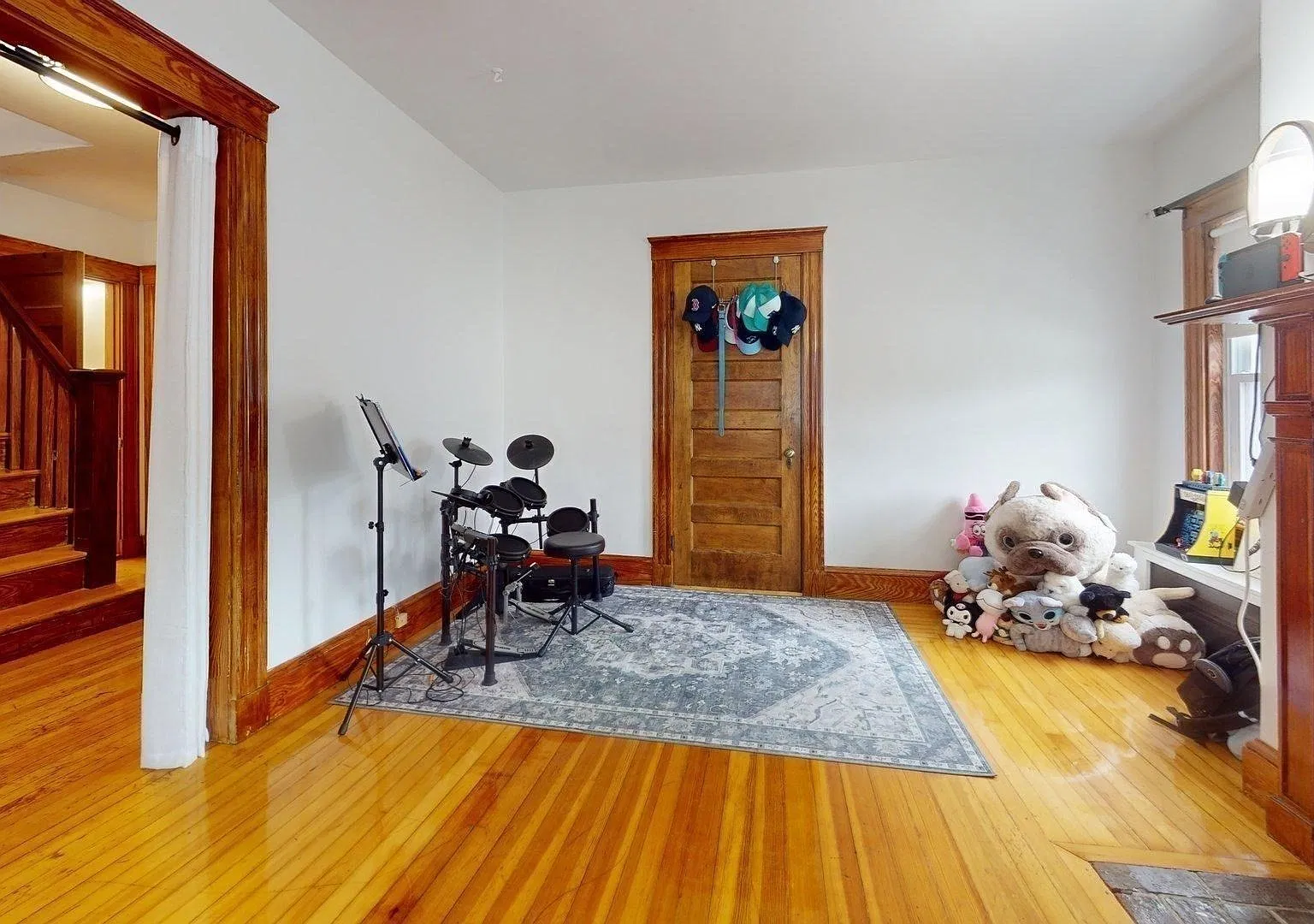 3 bed, 1500 sqft, $3,650 — Photo 4