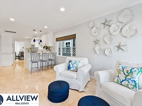 3rd image of 204 Diamond Ave #204