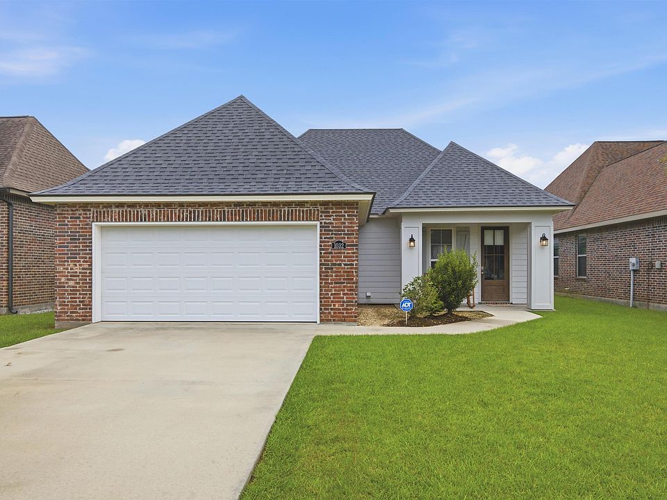 1st image of 1032 Michelle Dr