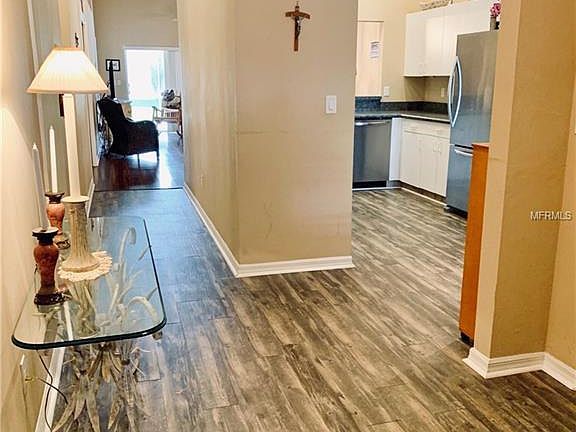 5th image of 6111 Thresher Dr #201