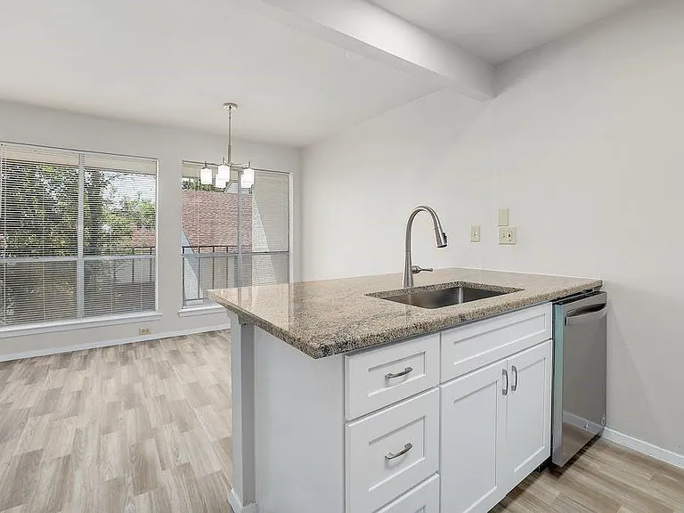 6910 Hart Ln #907 — Photo 14