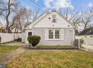 6909 Standish Dr, Hyattsville, MD 20784