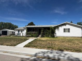 726 S Pine St, Lusk, WY 82225