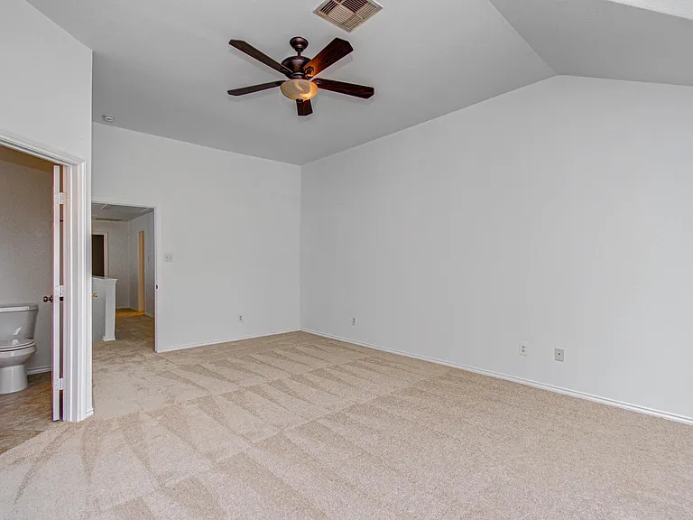 743 Hallsleigh Ln — Photo 27