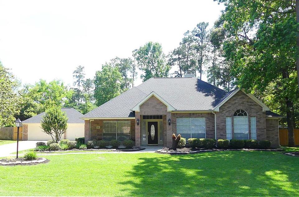 Welcome home to 720 Forest Lane Dr!