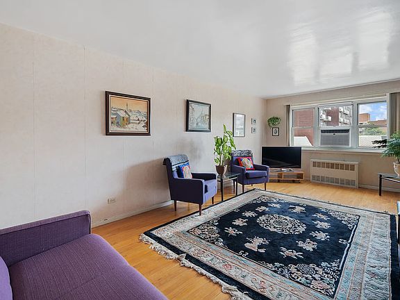 4th image of 31-90 140th St #3C